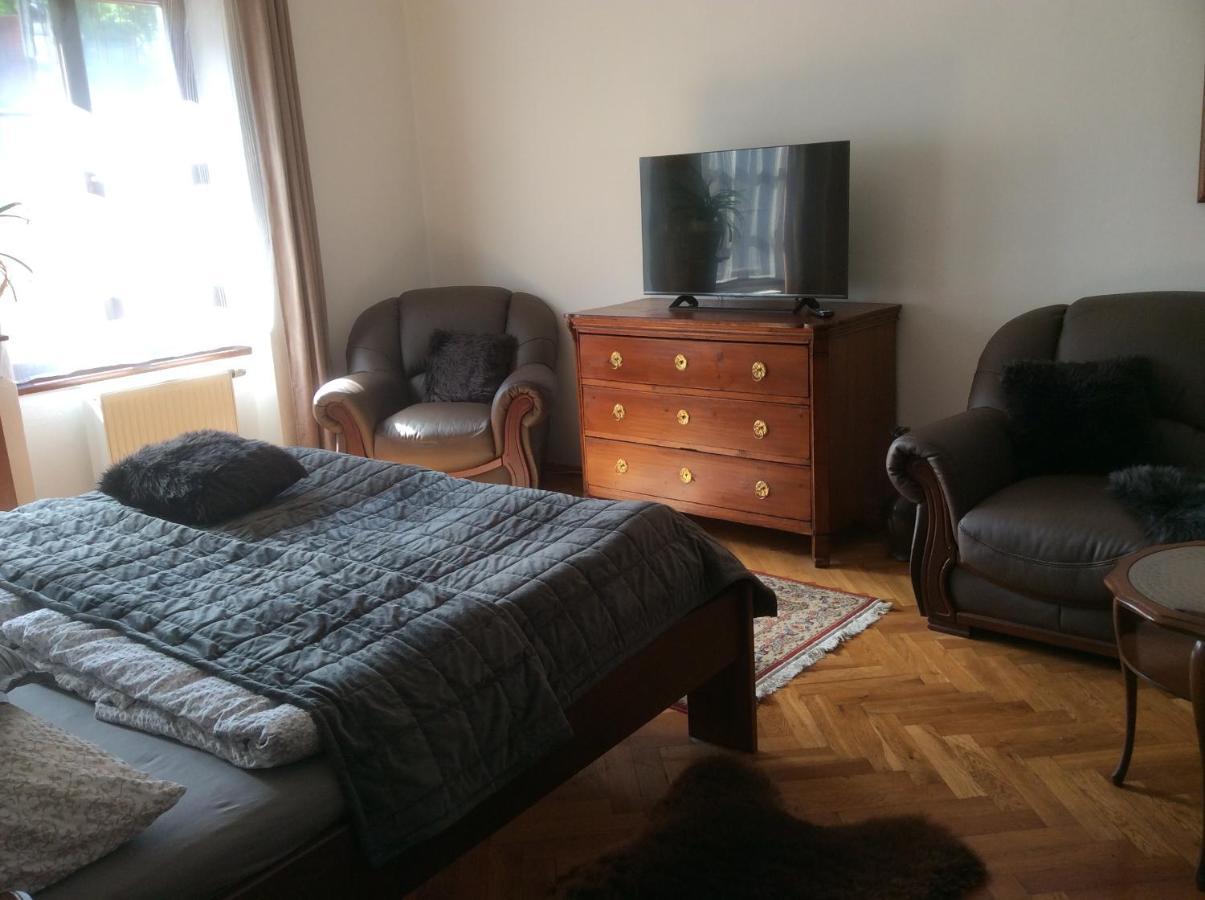 Apartments Dlouha 93 Cesky Krumlov Bagian luar foto