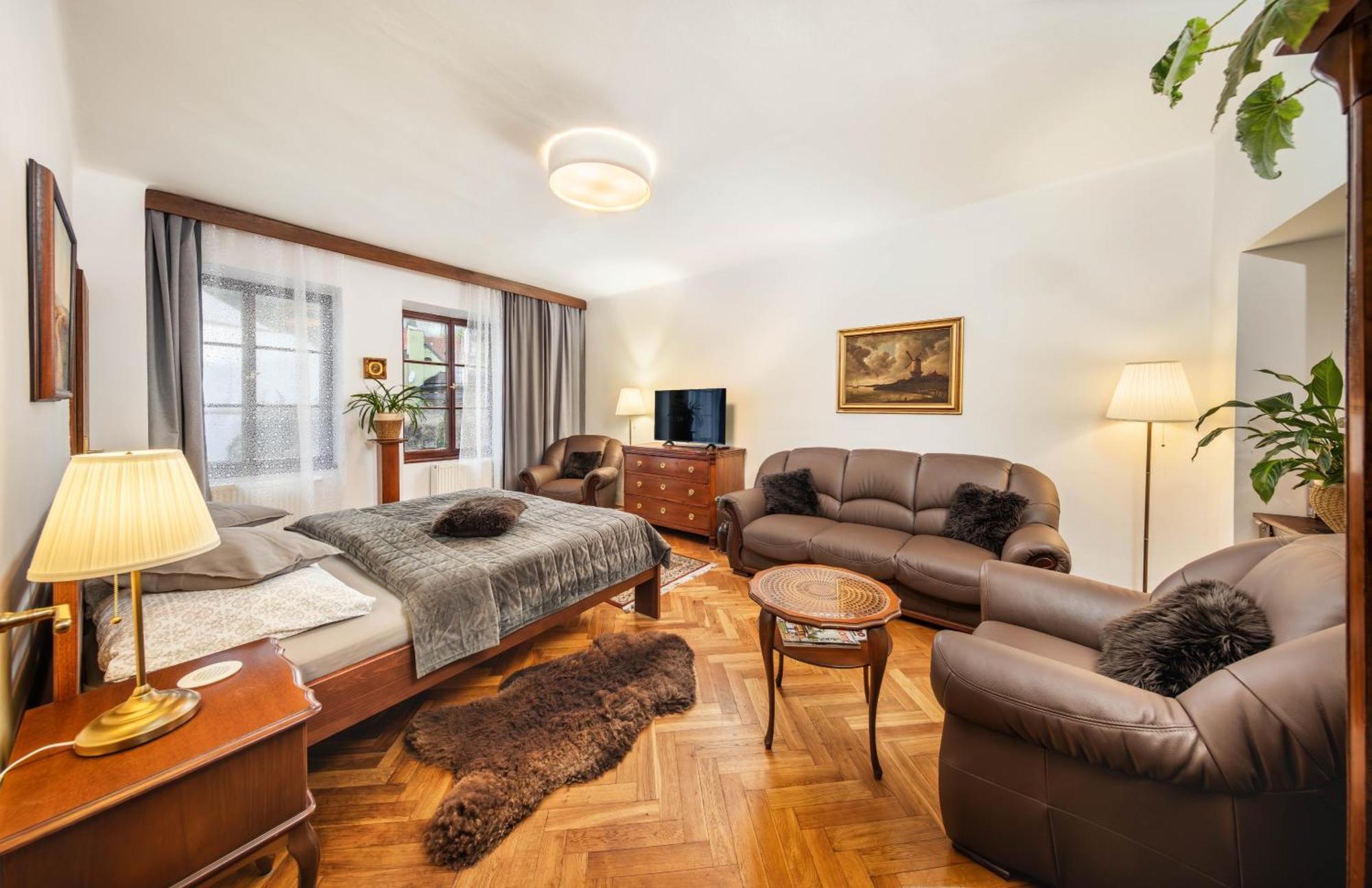 Apartments Dlouha 93 Cesky Krumlov Bagian luar foto