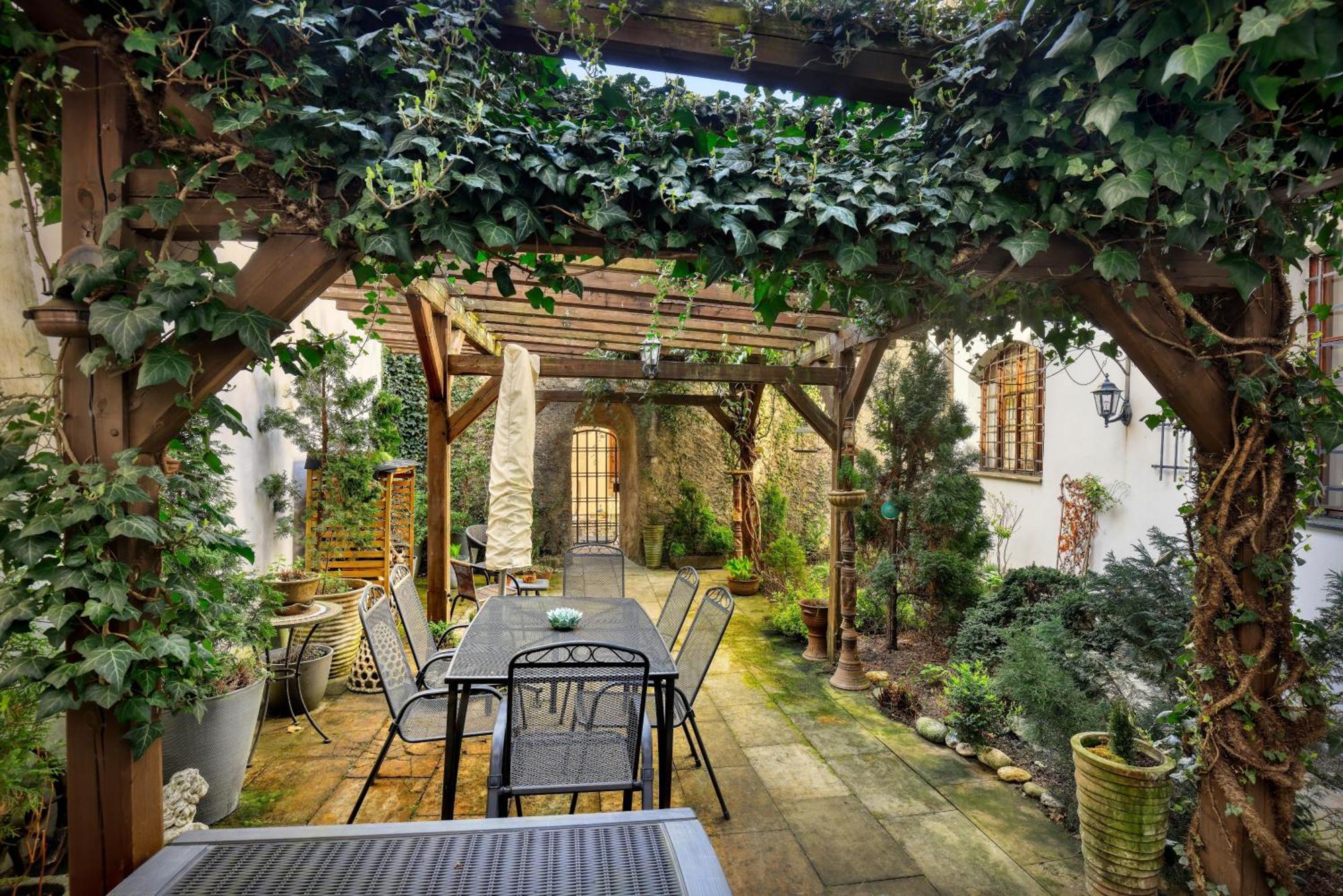 Apartments Dlouha 93 Cesky Krumlov Bagian luar foto